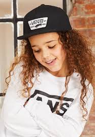 Crew Neck Brandy Melville Brown Erica Brandy Melville Brown Erica  Sweatshirt Crew Neck Sweatshirt Erica