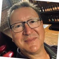 Walter Capelli's Instagram, Twitter & Facebook