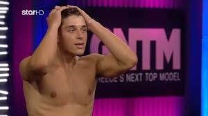 Видео σηφησ τσουρδαλακησ στην ξενιτια γεννηθηκα канала kouzoulos krhtikos. Shfhs Gntm Giati Katebhkan Oi Fwtografies Toy Apo To Praktoreio Montelwn To10 Gr