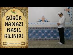 Şükür namazı, güzel bir haber alındığında ve hayatta iyi gelişmeler olduğunda kılınır. Sukur Namazi Nasil Kilinir Kilinisi Kac Rekattir Nasil Niyet Edilir