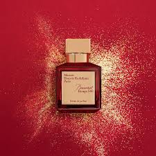 Baccarat Rouge 540 Extrait De Parfum Travel Maison Francis Kurkdjian In 2020 Perfume Photography Luxury Perfume Luxury Fragrance