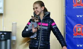 42 кг, параметры фигуры (тела): Aleksandra Trusova Biografiya Figuristki Foto Lichnaya Zhizn Rost Ves Vozrast 2021