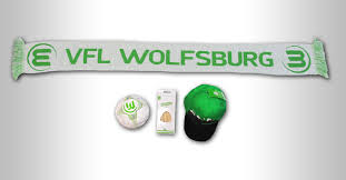 The compact squad overview with all players and data in the season overall squad vfl wolfsburg. Fanpaket Vfl Wolfsburg United Charity Auktionen Fur Kinder In Not