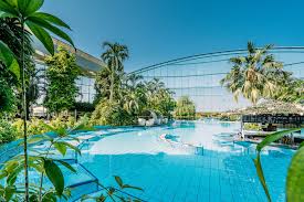 Auf mehr als 4000 m² bietet die caracalla therme viel platz für wohltuende entspannung und. Therme Erding Swat Io