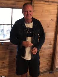 They have already declared that there is only one paul gascoigne. Paul Gascoigne Is Dumped By His Girlfriend Wendy Leech After Visiting Friends Fr24 News English