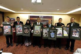 Welcome to the official website of. 5 935 Graduan Uum Terima Ijazah