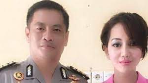 Gaya hidup mewah pinangki sirna malasari kembali terungkap dalam persidangan. Jadi Ibu Bhayangkari Tapi Terseret Kasus Djoko Tjandra Jaksa Pinangki Sirna Malasari Kini Ikut Seret Suaminya Pengamat Minta Mantan Kapolres Rejang Lebong Diperiksa Semua Halaman Grid Hot