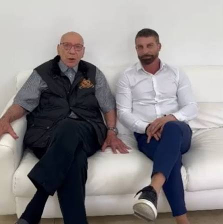 🚨💢 Jos&eacute; Roberto Lamacchia, marido de Leila Pereira, tem se reunido com o  n&uacute;cleo pol&iacute;tico do Vasco para discutir a viabiliza&ccedil;&atilde;o de investimentos na  SAF. Lamacchia e Leila Pereira passaram os &uacute;ltimas