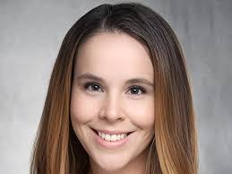 Nicole Grogan's Instagram, Twitter & Facebook