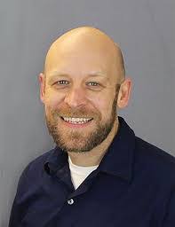 Aaron Goshen's Instagram, Twitter & Facebook