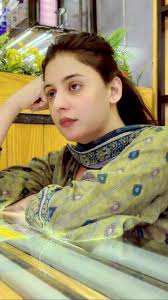 پکّی اور سچی دوستی کرنا چاہتی ہوں، اور ٹائم پاس نہیں کرنا چاہتی. ایک شریف  لڑکے کی تلاش ہے 🥰 . . Hope you are having a good day ✌️ . . . . .