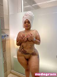 Curvyredbone  curvyrb  therealshannon_m Гола изтичане OnlyFans снимка 38  - Nudogram v2.1