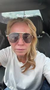 Cassie Herrington's Instagram, Twitter & Facebook