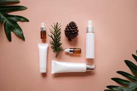 Terbilang sebagai kandungan skincare yang cukup keras, retinol mudah buat iritasi. Kandungan Dalam Skincare Yang Paling Dicari Sepanjang 2019 Antara News