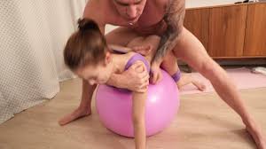 bale okulu sonunda karşılığını veriyor - nicole murkovski Porno 7DAK  farkıyla izle