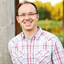 Brian Hanchett's Instagram, Twitter & Facebook