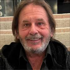 On Friday, Gatlinburg announced that Knoxville Fire Department Assistant  Fire Chief and Paramedic David Gray will be appointed as the next  Gatlinburg Fire Department Chief.  https://www.wate.com/news/local-news/knoxville-firefighter-named-next ...