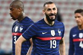 .psg en coupe de france, kylian mbappé s'est une nouvelle fois réjoui du retour de karim benzema en équipe karim benzema. Equipe De France Le Statut Des Bleus Mbappe Le Trio Offensif Benzema Confiant Pour L Euro Football Maxifoot