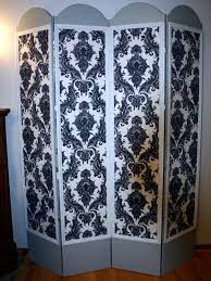 A bifold closet door works well, but plywood is the most common material used. Build A Hinged Room Divider Hgtv