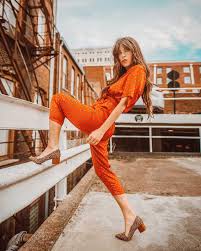 There is a famous bella thorne case when. Look Of Indiefoxx From 27 August 2019 21 Buttons