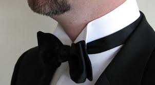 Pour cette partie, une image efficace. Guide Ultime Bien Choisir Et Porter Son Noeud Papillon Jamais Vulgaire Blog Mode Homme Magazine Et Relooking Online