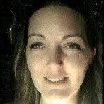 Amanda Denwalt's Instagram, Twitter & Facebook