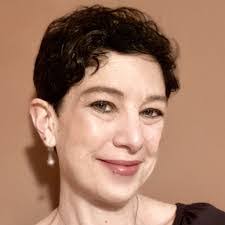 Alexis Snyder's Instagram, Twitter & Facebook