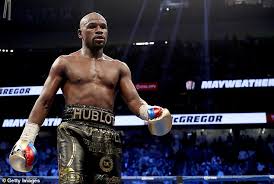 February 24, 1977) is an american professional boxing promoter and former professional boxer. Floyd Mayweather Kicks Out His Stripper Girlfriend Anna Monroe Ahead Of Logan Paul Fight Australiannewsreview