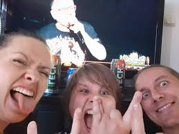 To jest mój kawałek ZIEMI, o który będę dbał i który będę szanował. To jest  mój DOM w którym panuje ❤ MIŁOŚĆ, 🤝 TOLERANCJA, 🤜🤛 BRATERSTWO i 👫  PRZYJAŹŃ. Tak mi dopomóż