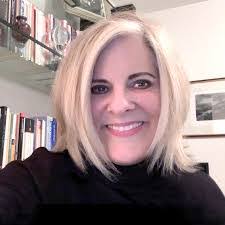 Jill Thayer's Instagram, Twitter & Facebook