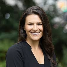 Annalise Weaver's Instagram, Twitter & Facebook