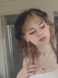 Tami Andres's Instagram, Twitter & Facebook