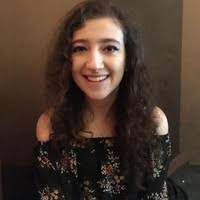 Naomi Penn's Instagram, Twitter & Facebook