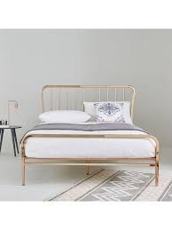 Diy Bed Frames 29 Inspiring Diy Bed Frame Ideas To Makes Your Bedroom More Comfortable See More At Https Mis Eisenbett Bett Ideen Selbstgemachte Bettrahmen