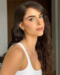 Beautiful MAY 🌸 דפדפו לראות גם את הלפני @_mayfranko #איפור #איפורכלה  #איפורכלות #איפורמקצועי #עיצובשיערלכלות #עיצובשיער #כלה  #כלותאורבניותחתונה💍 #כלותאורבניות #כלות