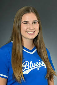 Annabelle Buchanan's Instagram, Twitter & Facebook