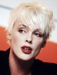 Karla Fry's Instagram, Twitter & Facebook