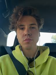 hi, just checkin-in with sum summer selfies don't mind me