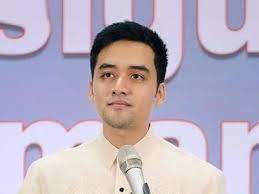 Vico sotto parents vico sotto education vico sotto mother vico sotto news vico sotto twitter vico sotto father vico sotto wife vico sotto height vico sotto drone vico sotto age vico sotto house. Vico Sotto Answers What Is Love Gives Advice To His 20 Year Old Self