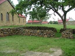 Rorke S Drift Photo 6b Of 12 The Cattle Kraal The Building On The Left Is The Present Day Church Which In 1879 Was The Old Hospital Rorke S Drift Chelmsford