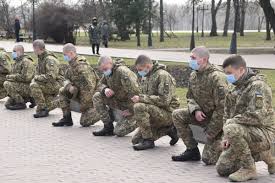 Президент україни звільнив з посади. Chernigivshina Na Kolinah Provodzhala Zagiblogo Za Ukrayinu Zahisnika Armiyainform