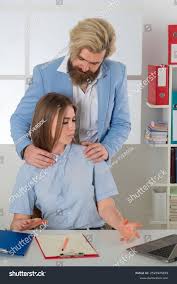 Ofiste taciz. Cinsel istismar. Seksi sekreter Stok Fotoğrafı 2525925859 |  Shutterstock