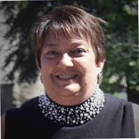 100+ perfiles de «Keri»