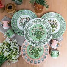 William Morris Fine China Dessert Plates Set