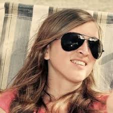 sara monreal (@saramonreal)