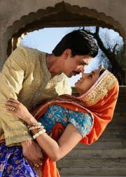 With shah rukh khan, kajol, rani mukerji, sana saeed. Hochzeit Auf Indisch 1998 Film Cinema De