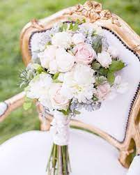 Fall wedding bouquets fall wedding flowers bride bouquets bridal flowers floral wedding flower bouquets purple bouquets boho wedding bridesmaid bouquets. Wedding Forward On Instagram Wedding Photo Tip Gilded Chairs A Perfect For Photographin Wedding Bouquets Wedding Bouquet Preservation Rustic Wedding Bouquet