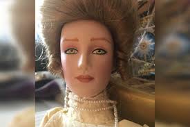 Papi Gudia in real life? This possessed doll 'attacking' owner is freaking  people out