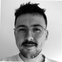 Darren Devine's Instagram, Twitter & Facebook