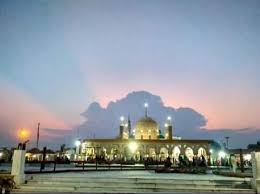 He would, at times, open his eyes, look at people, and then go to. 26 Vi Mubarak Tajuddin Baba Nagpur Facebook